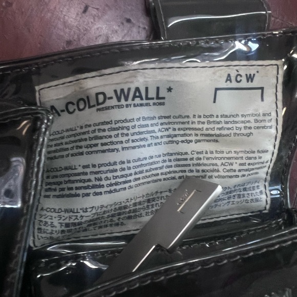 A Cold Wall Tri Pocket Utility Holster (Clear/PVC) - Picture 4 of 5